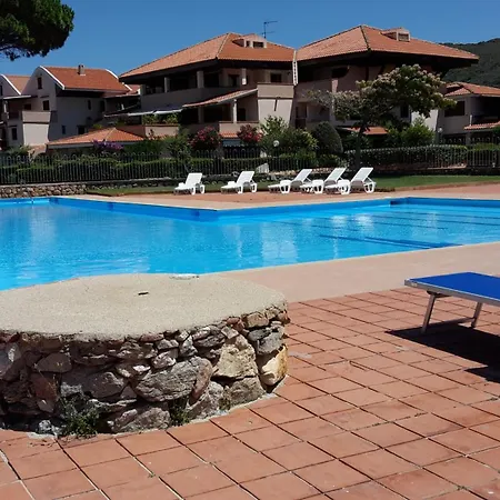 Sul Mare Con Terrazza Marinella (Sardinia)